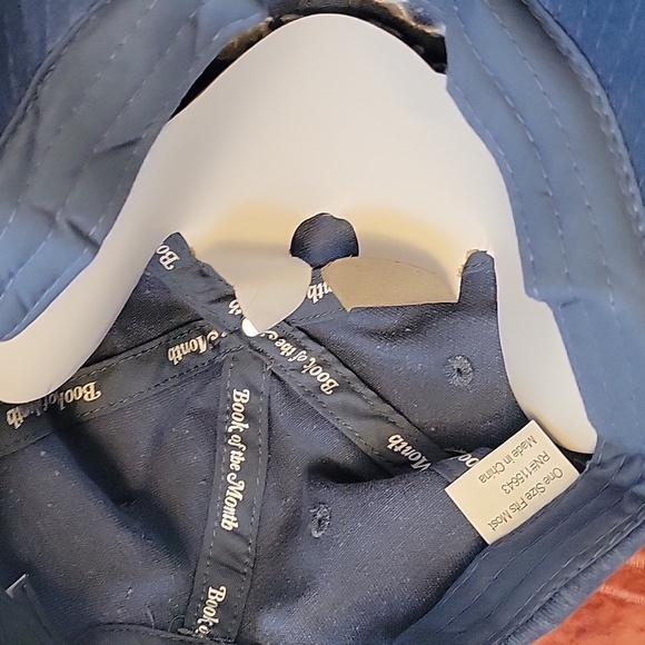 NWT baseball cap - Picture 3 of 3